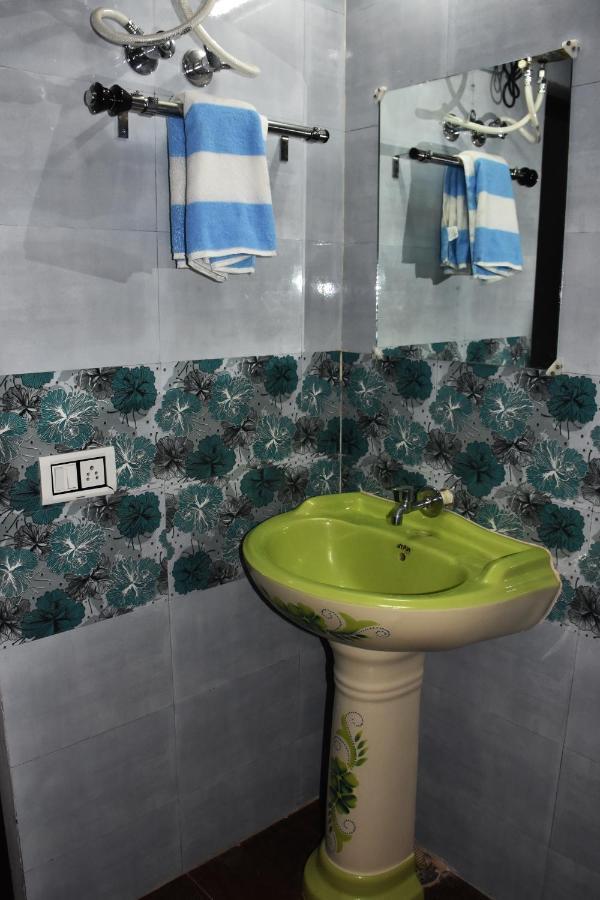 Corbett Bhavesh Home Stay Jhirna Extérieur photo
