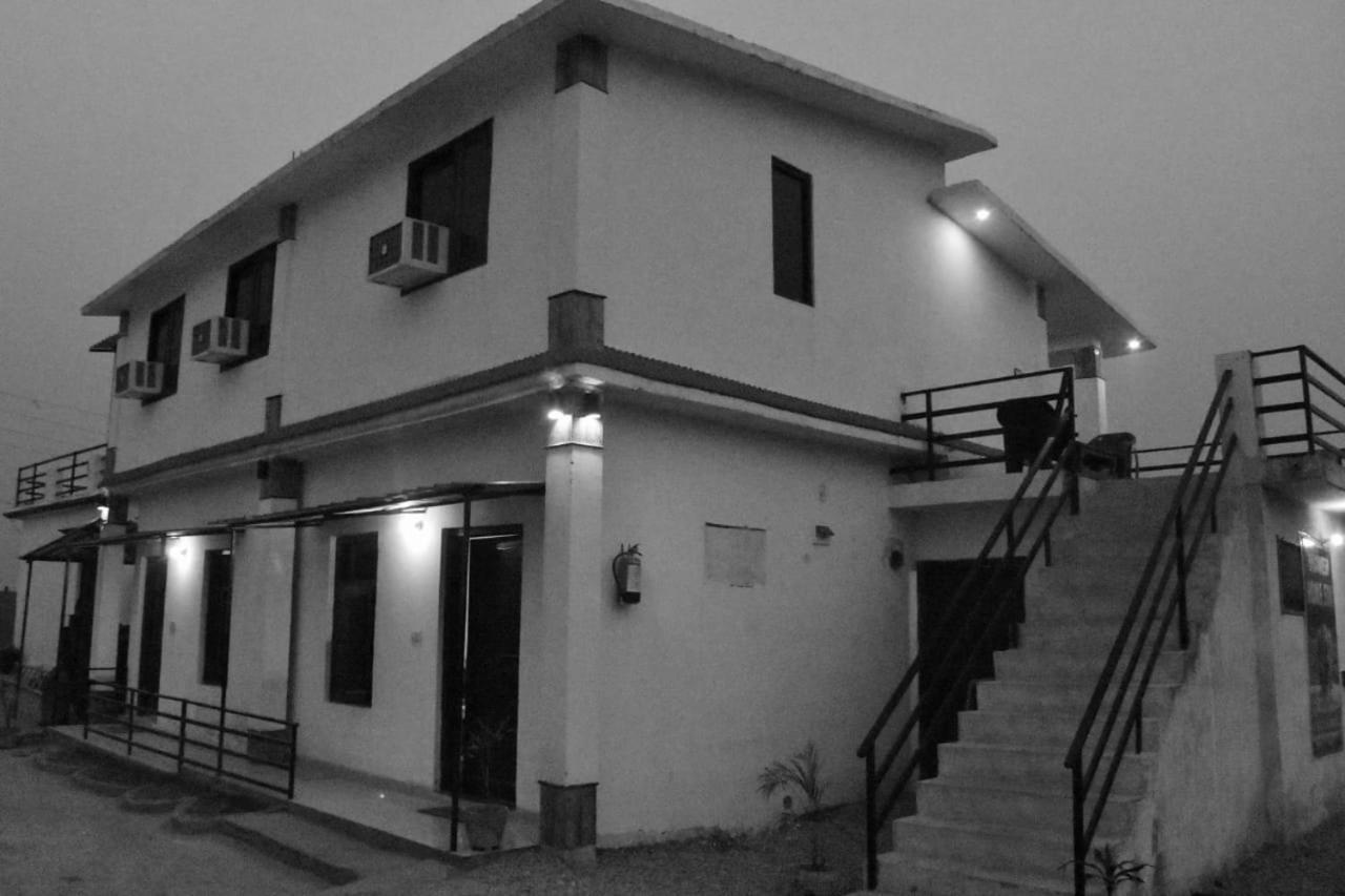 Corbett Bhavesh Home Stay Jhirna Chambre photo